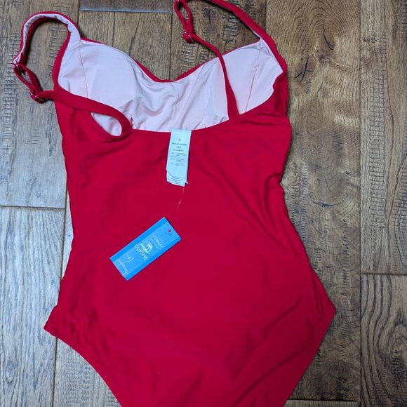 *NEW* (S) CUPSHE Red Ruched Tummy Control One-Piece - Picture 3 of 3